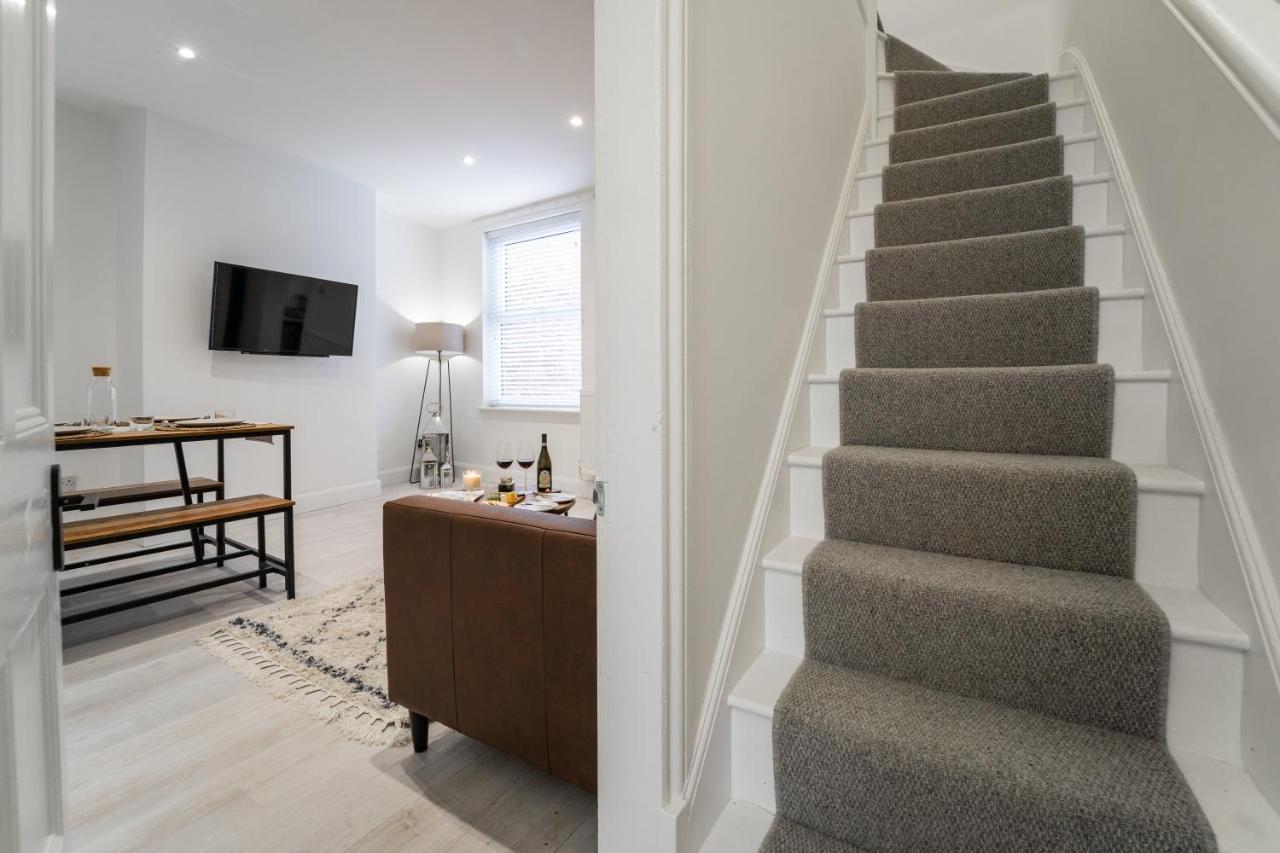 South View - 3 Bed Modern Chester House - Close To City Centre Екстер'єр фото